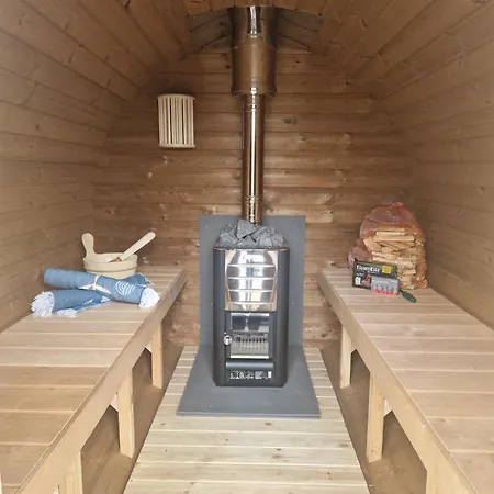 Tetchalet Met Wellness Tuin Dağ evi