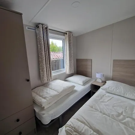 Tetchalet Met Wellness Tuin Dağ evi Berkhout