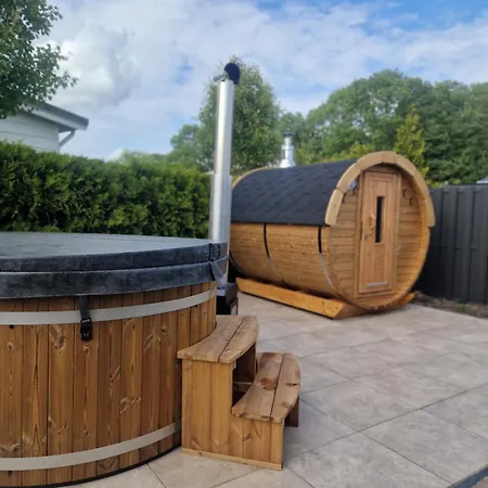 Dağ evi Tetchalet Met Wellness Tuin *