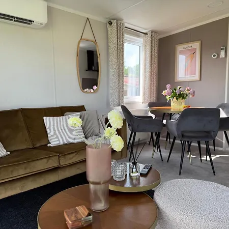 Tetchalet Met Wellness Tuin