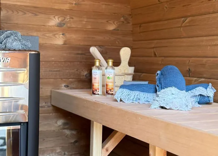 Chalet Tetchalet Met Wellness Tuin