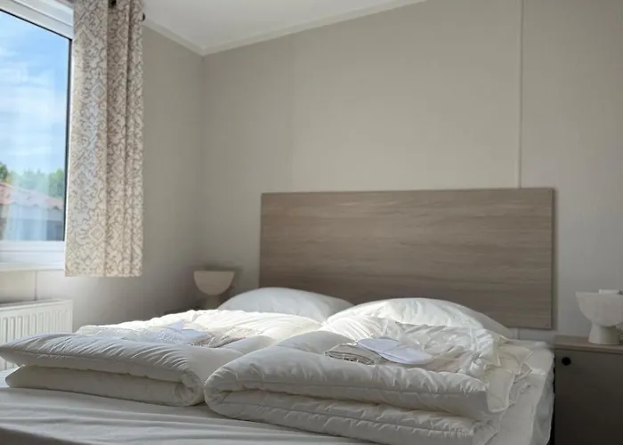 Chalet Tetchalet Met Wellness Tuin